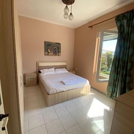Vollga Promenade Lovely 2 Bedroom Apartment ดูร์เรส ภายนอก รูปภาพ