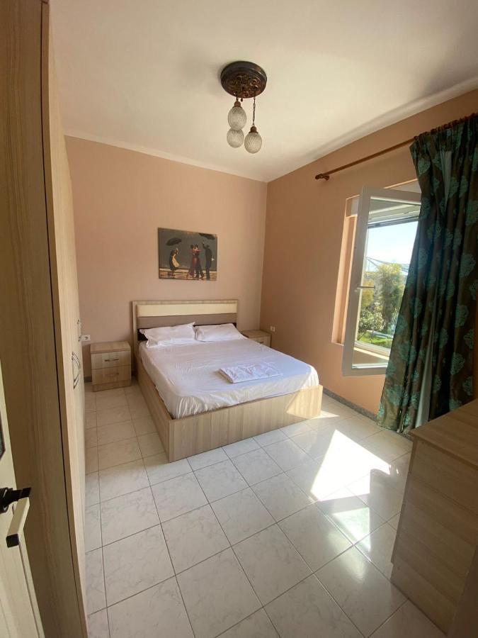 Vollga Promenade Lovely 2 Bedroom Apartment ดูร์เรส ภายนอก รูปภาพ